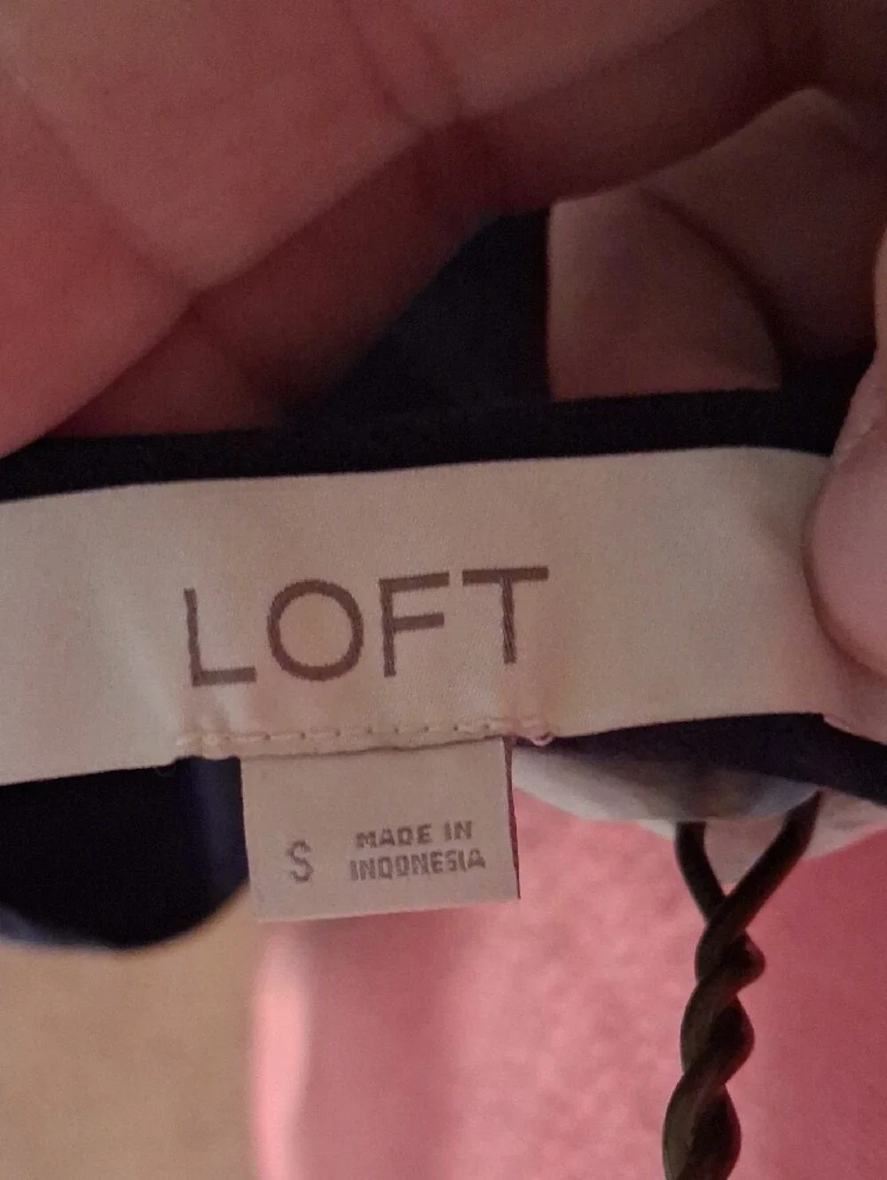 LOFT deep neck